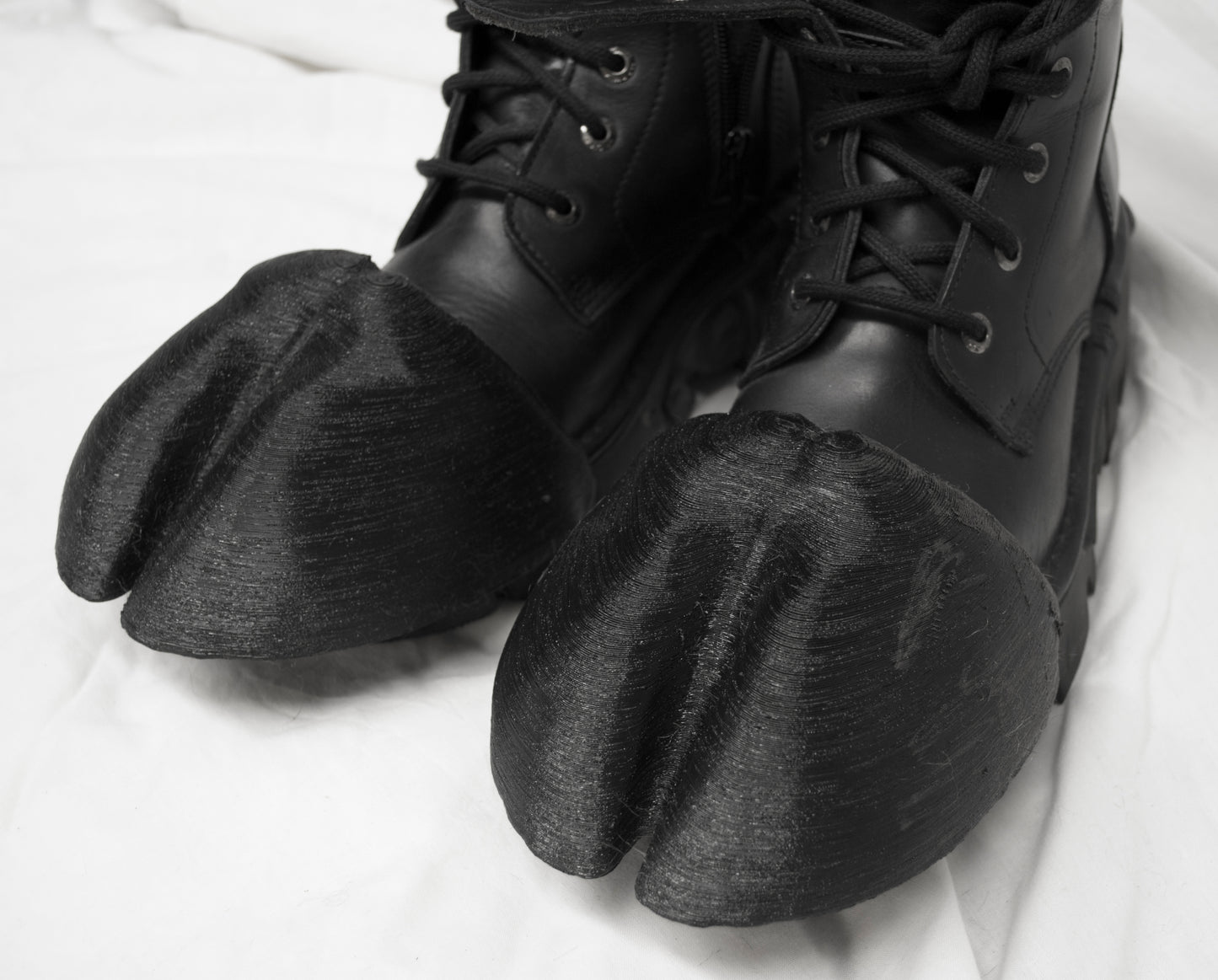 Subtle hooves, for LARP, Cosplay, fursuits and more (1 pair)