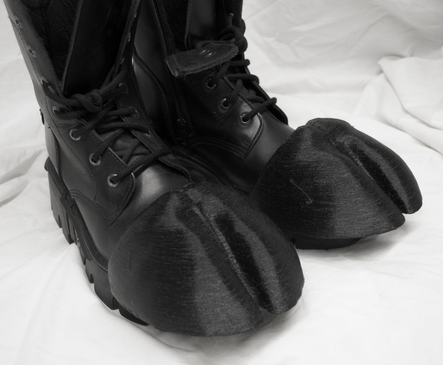 Subtle hooves, for LARP, Cosplay, fursuits and more (1 pair)