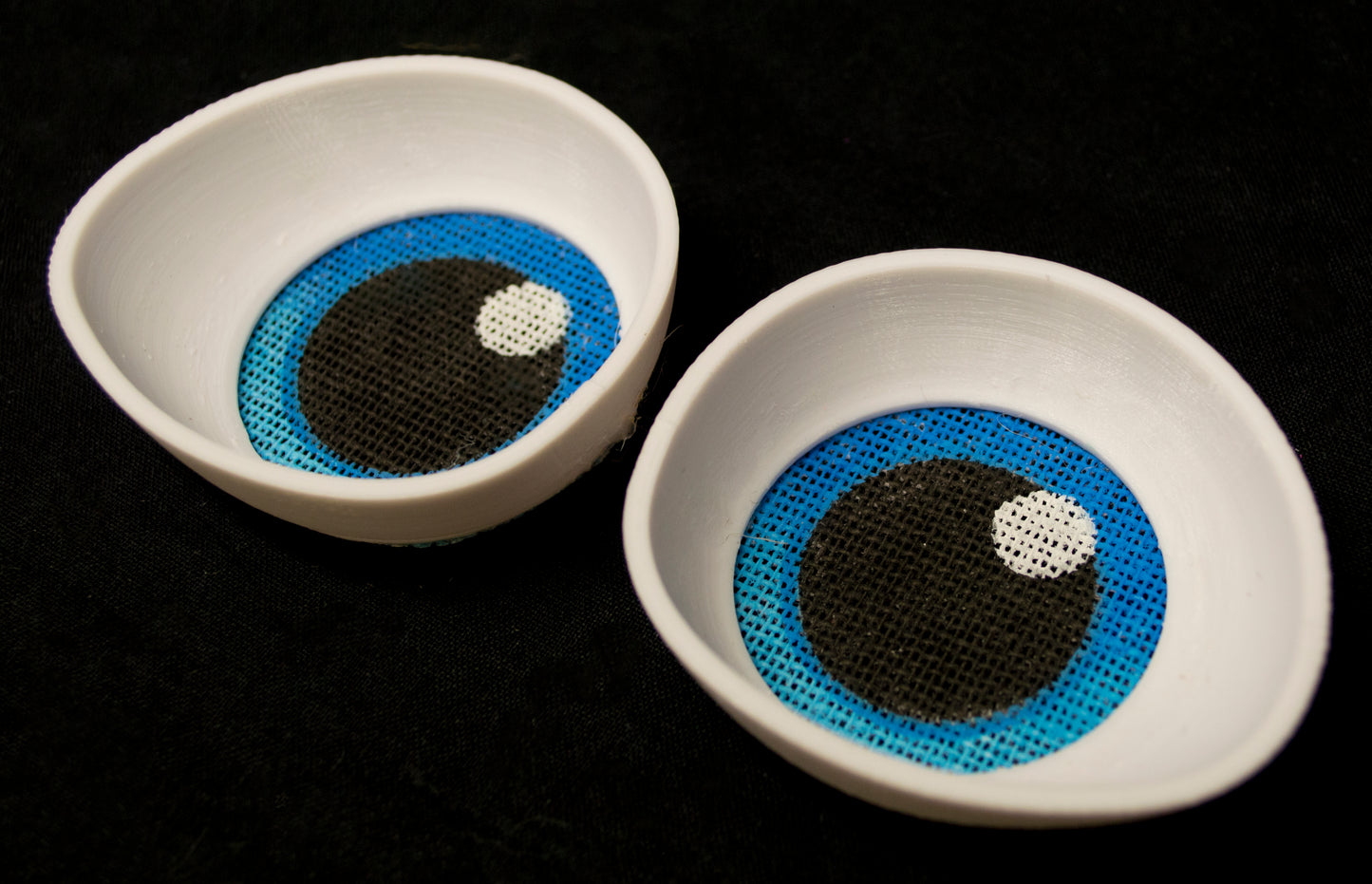 White follow me effect toony eyes for costumes, fursuits and mascots (1 pair)(Many colours and custom painted options) Waterproof