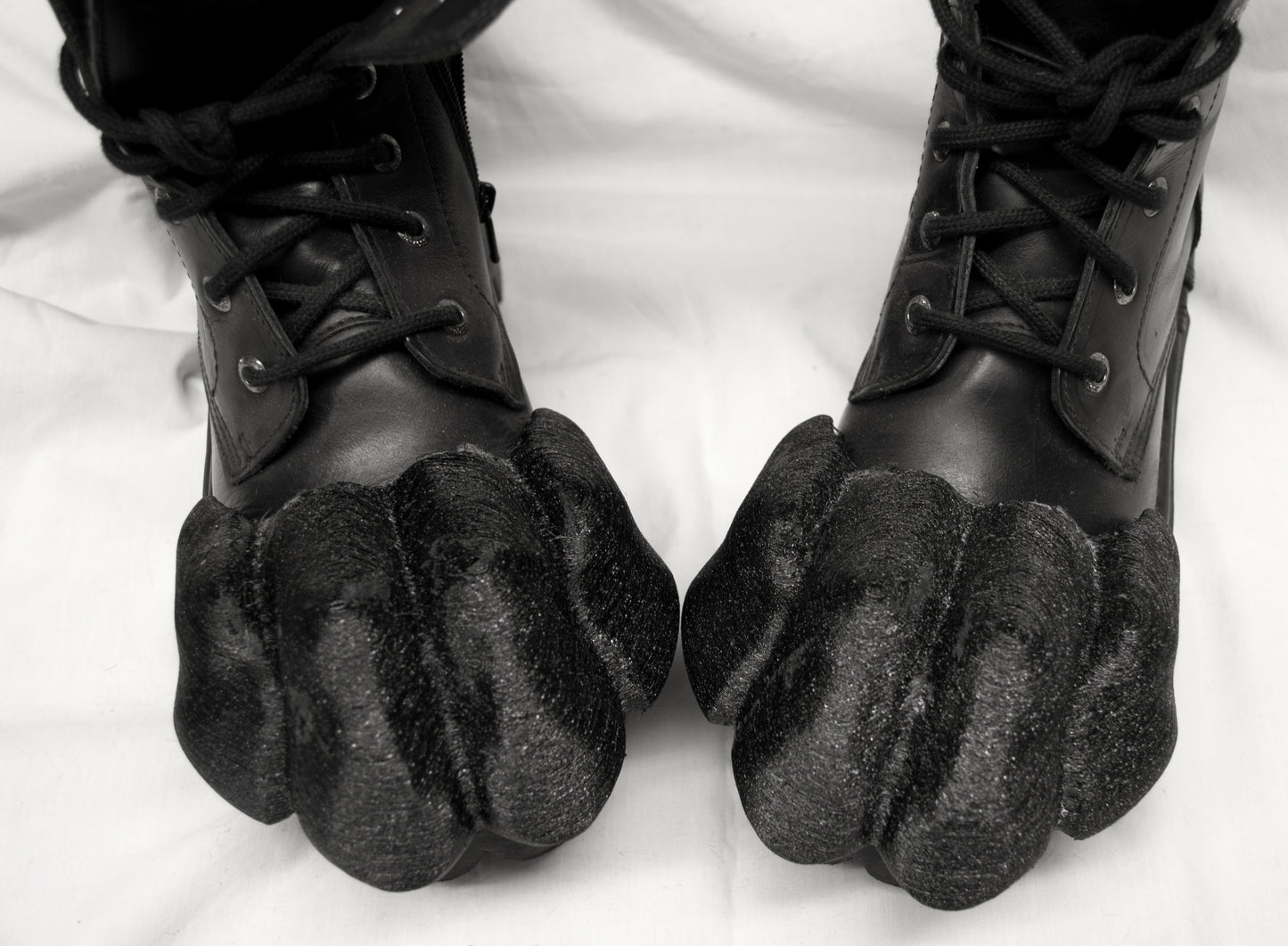Animal toe padding, for LARP, Cosplay, fursuits and more (1 pair)