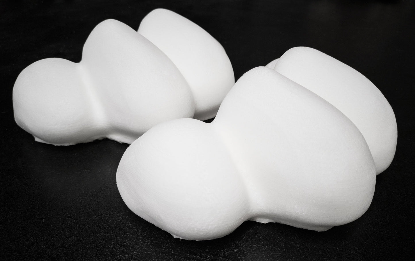Foam paw, toe padding, to make feet for costumes, mascots and fursuits. (1 pair)
