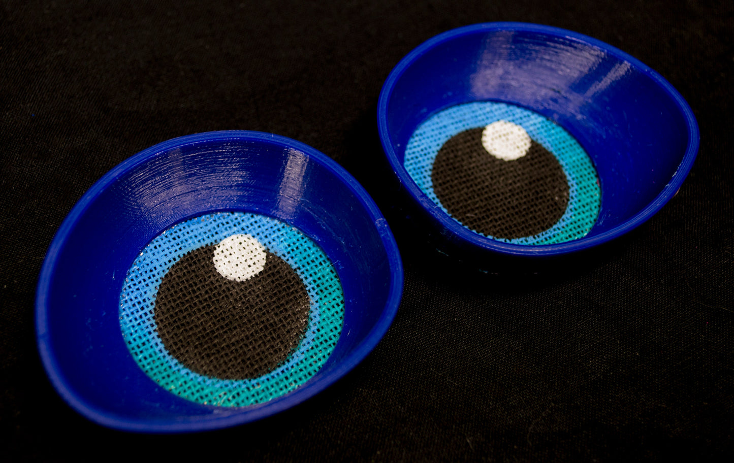 Blue follow me effect toony eyes for costumes, fursuits and mascots (1 pair)(Many colours and custom painted options) Waterproof