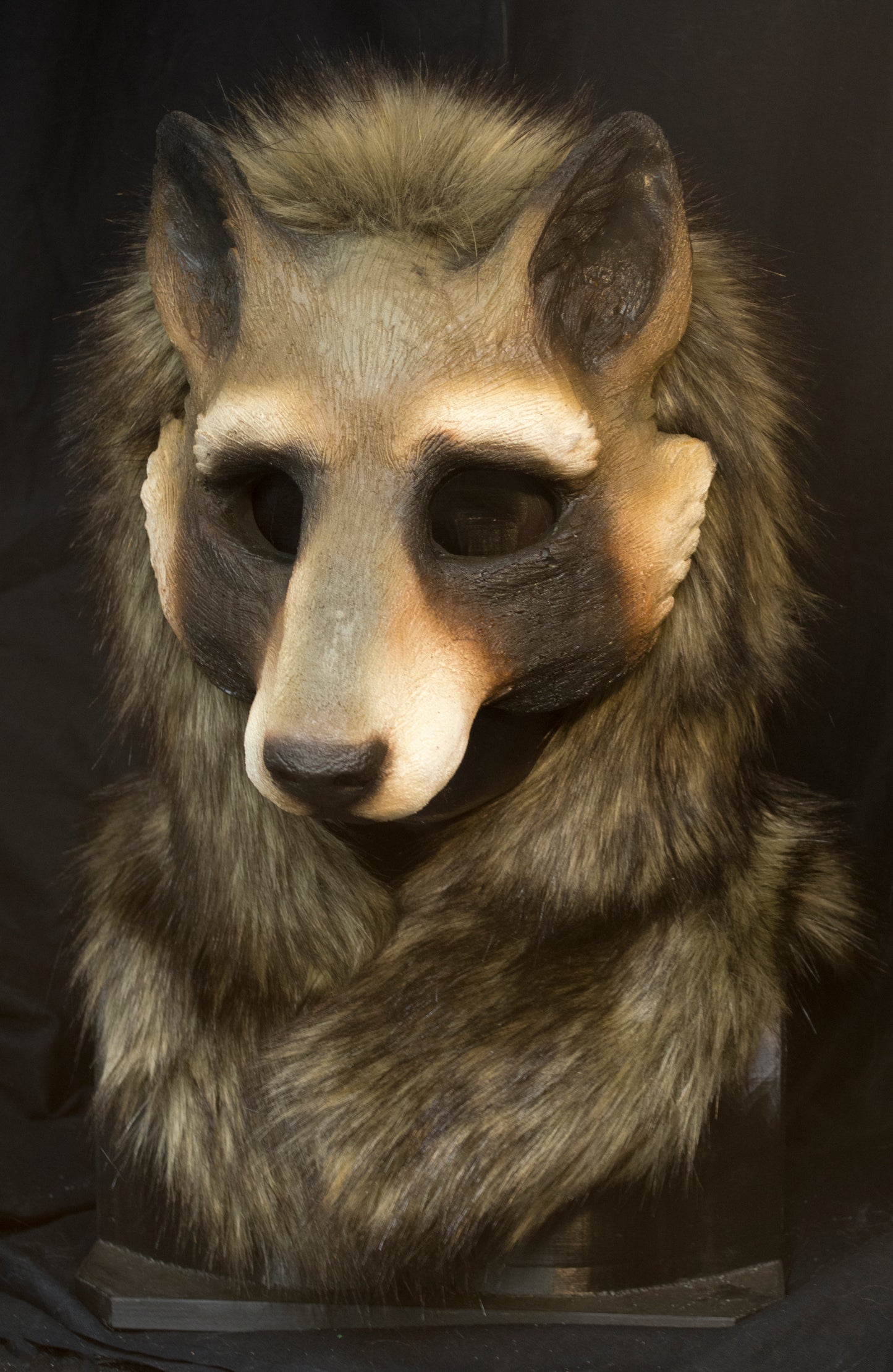 Awaykin Raccoon : Made to order combat friendly LARP half mask