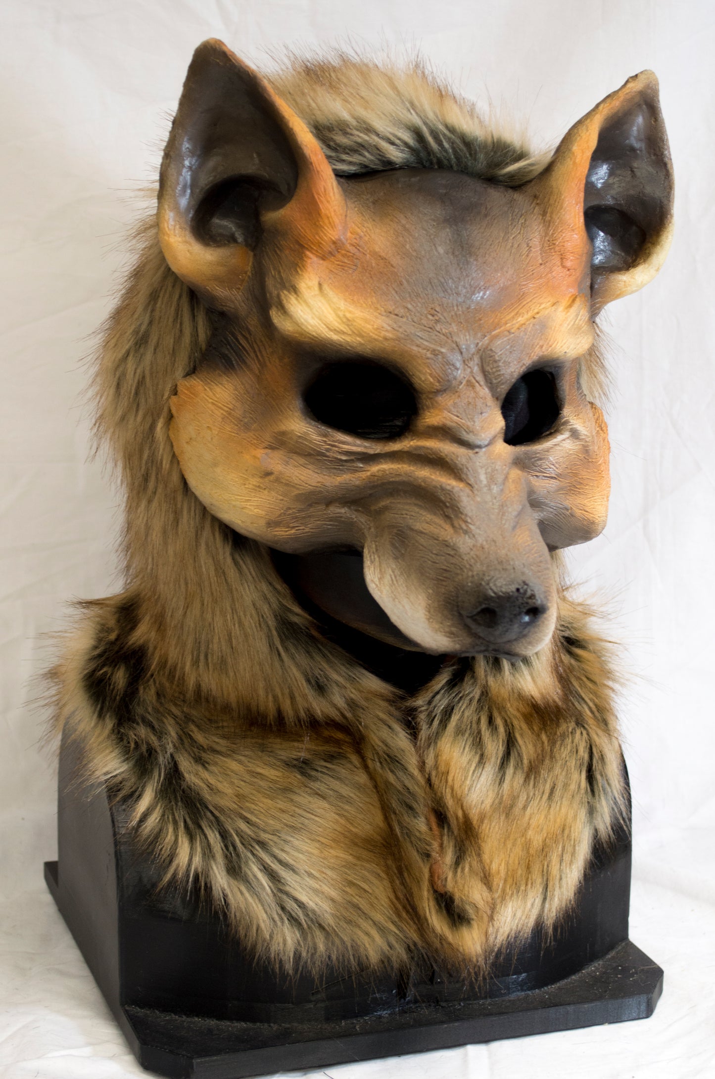 Awaykin Snarling Red wolf: Made to order combat friendly LARP half mask