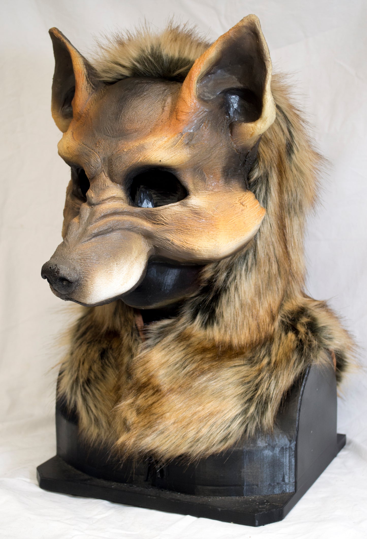 Awaykin Snarling Red wolf: Made to order combat friendly LARP half mask