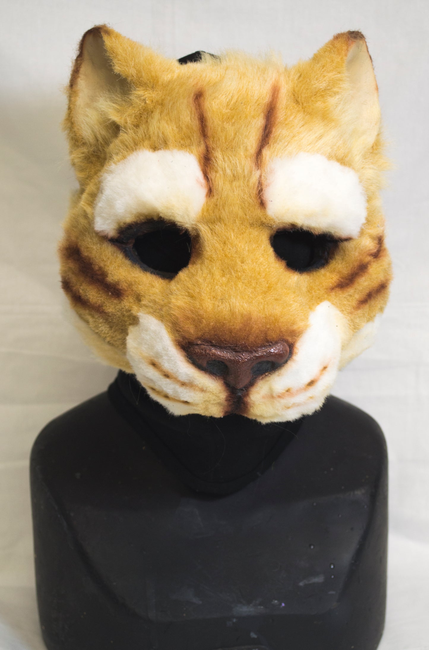 Blonde furred khajiit, feline durable mask for LARP, performance and costuming