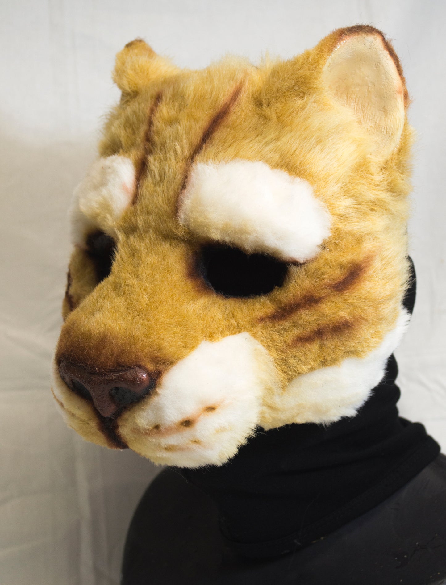 Blonde furred khajiit, feline durable mask for LARP, performance and costuming