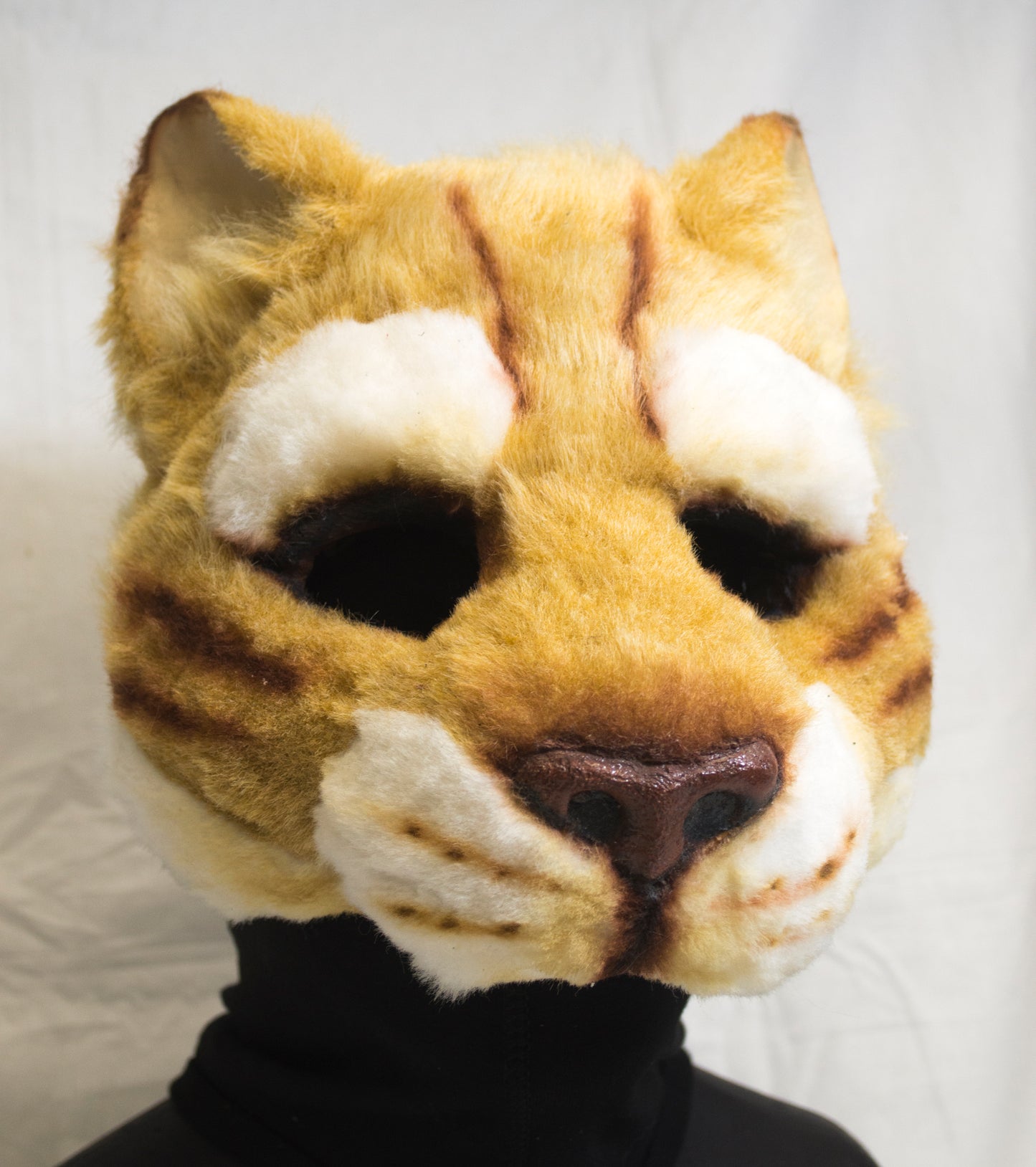 Blonde furred khajiit, feline durable mask for LARP, performance and costuming