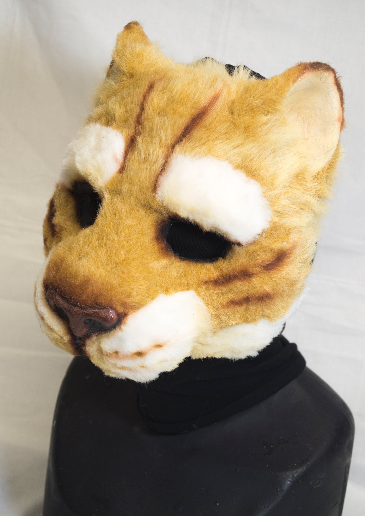 Blonde furred khajiit, feline durable mask for LARP, performance and costuming