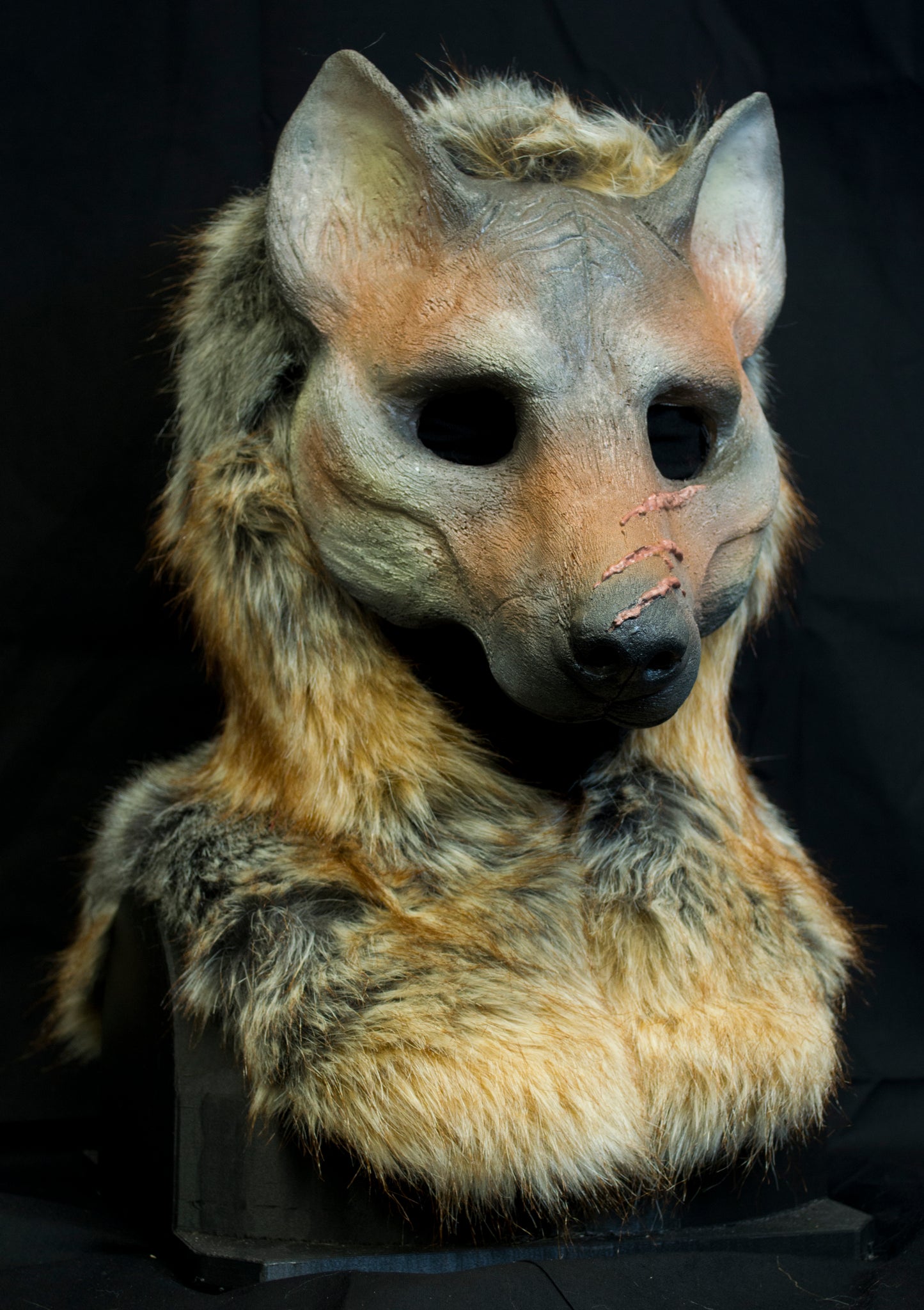 Awaykin Coyote: Made to order combat friendly LARP half mask